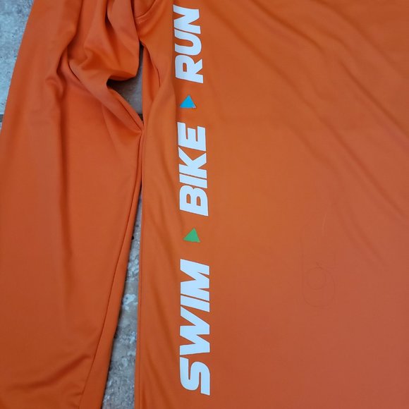 Large Long-Sleeve Triathalon Swim Bike Run Shirt Race Outer Banks Tri OBX - Picture 3 of 12